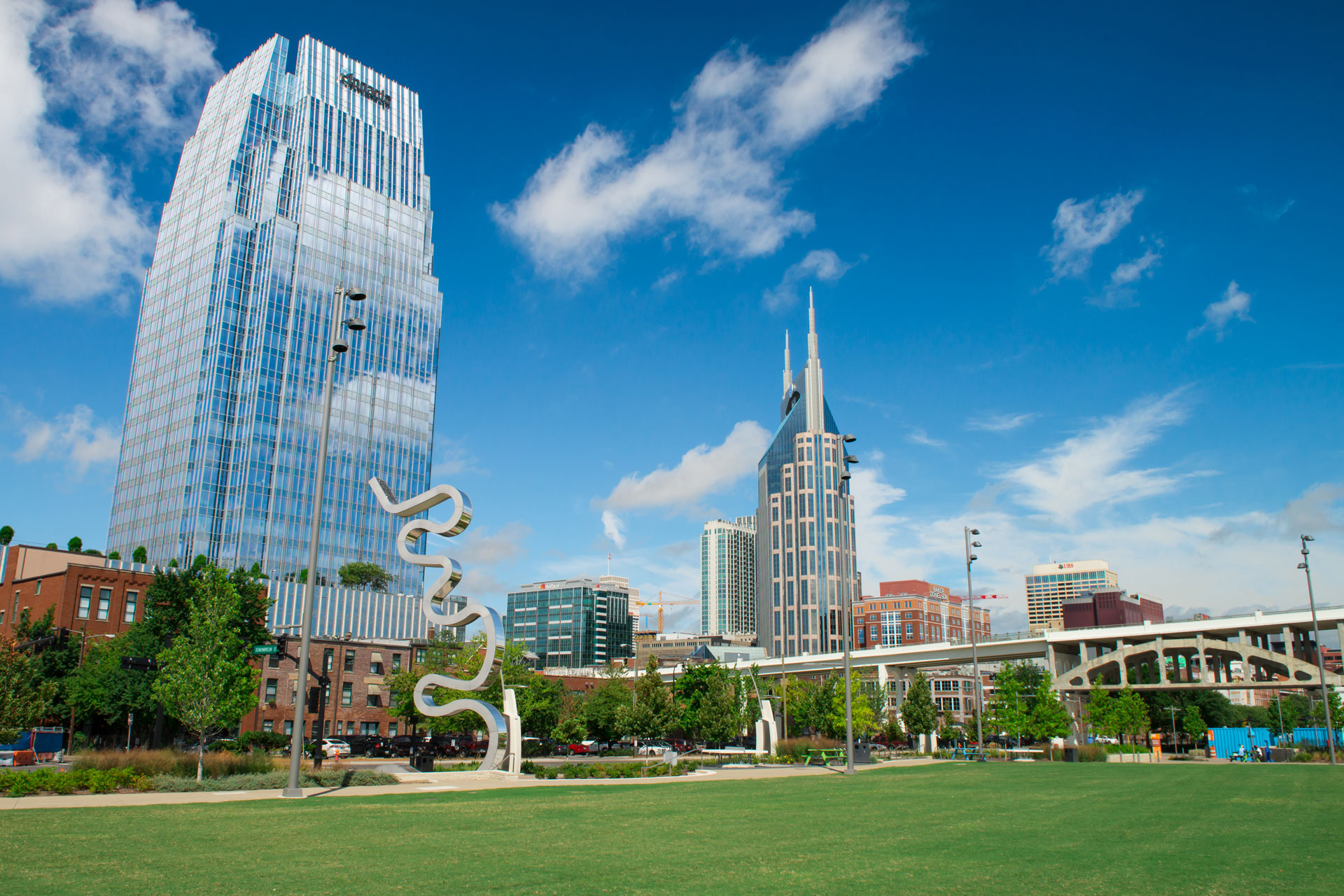 Hop On Hop Off Nashville Tours with Old Town Trolley